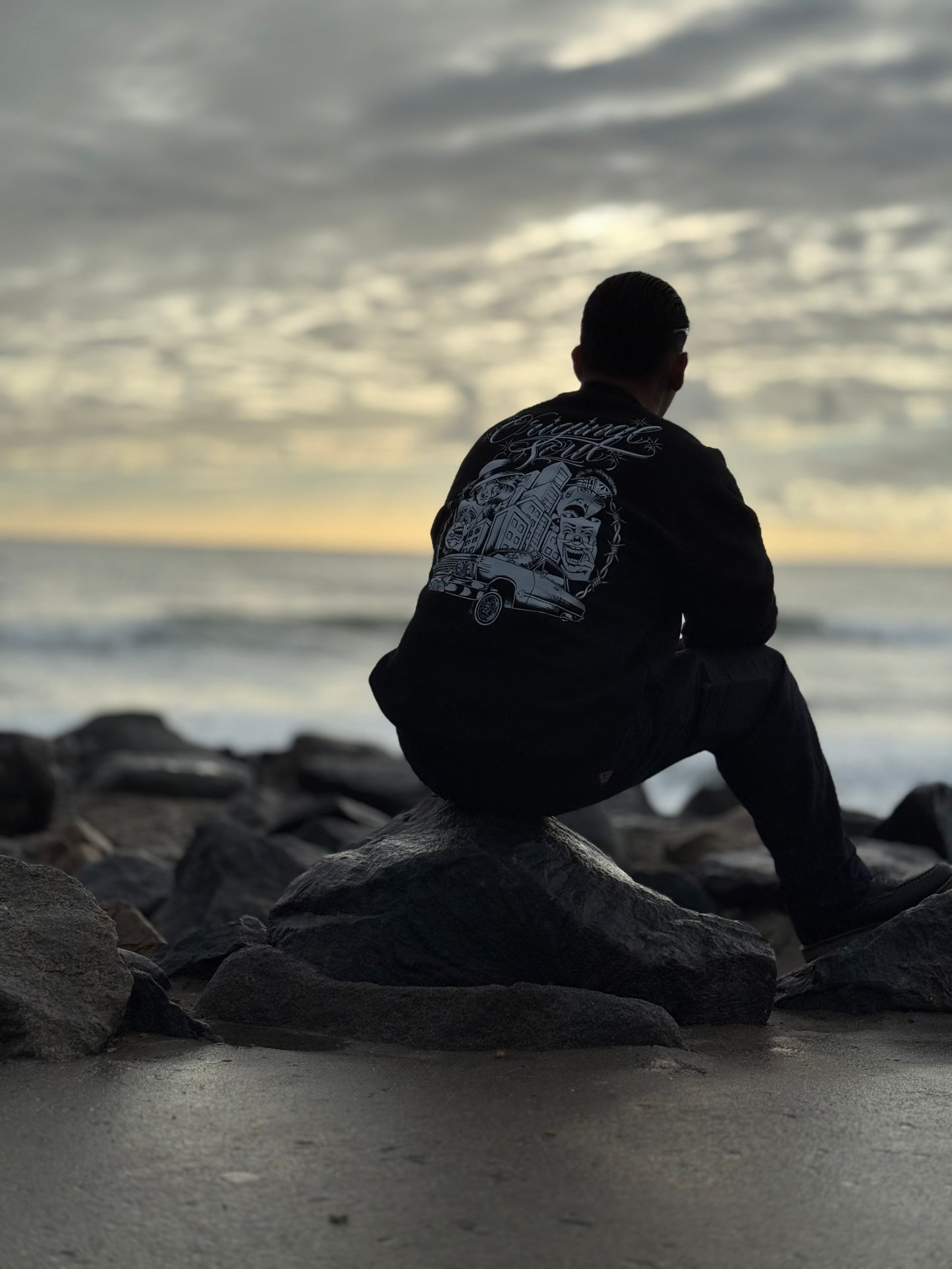 𝐂𝐥𝐚𝐬𝐬𝐢𝐜 𝐂𝐫𝐞𝐰 𝐍𝐞𝐜𝐤